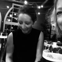 Petite maison typique de Lille dans un quartier calme avec son jardin verdoyant.