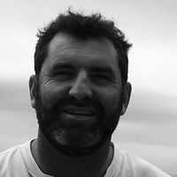 Etable rénovée de  150 m2 dans un style cozzy, sur un terrain sans 8000 m2 avec piscine.