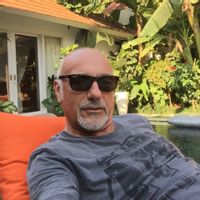 Jacques' villa and located at few minutes from the beach and Seminyak ,30 minutes de Tanah Lot et 40 minutes d’Ubud