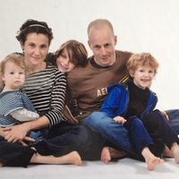 Près de la mer, près de l'étang, dans le village, au calme.