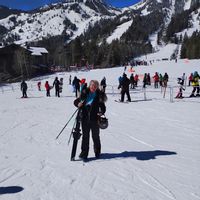 Pacific facing and spacious top floor penthouse w/private rooftop, double long living room w/terrace