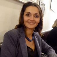 Jolie maison d'environ 110 m2 avec terrasse agréable, idéalement située en Provence