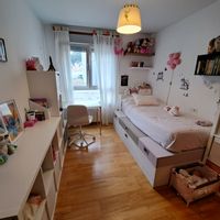 Sara's house