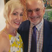 Comfy home with pool and garden