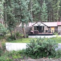 Tom's house