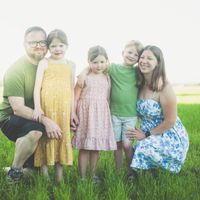 Cape Cod in quiet Bellingham neighborhood