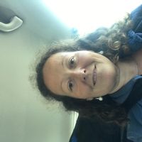 Grande maison avec superbe jardin proche de la mer