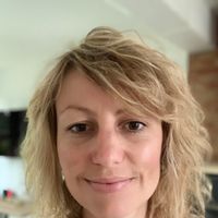 Maison au calme avec piscine et jardin arboré Repos et sérénité seront au rendez vous .