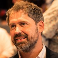 Maison à étage en plein centre ville de Grenade à deux pas de la Halle.