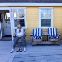 Cloverdale Neighborhood Home:  single bedroom/ensuite with bathroom