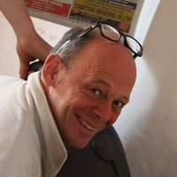 Appartement 2 pièces meublé Paris 19ème à 200m du parc des Buttes de Chaumont