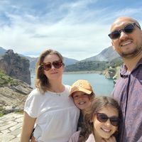 La maison vigneronne de Jennifer and family