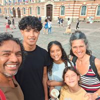 Casa di Carol, Juanca y familia