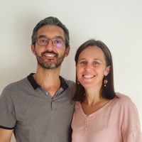 Grande longère dans la campagne auvergnate