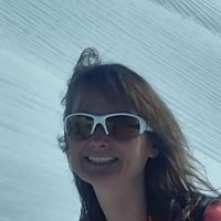 La maison de Béatrice est un ancien moulin à eau entièrement rénové en pierres apparentes et bois.