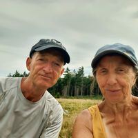 1 ou 2 chambres selon vos besoins.  SDB et WC privatifs