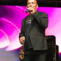 La maison cocooning de Dolene et Philippe avec piscine et grand jardin portail sécurisé !