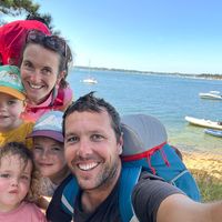 Maison de campagne isolée, idéale pour des vacances reposantes en famille.