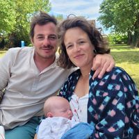 Petite maison dans un village pittoresque sur la côte.