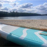 Appartement 2 chambres charmant. Poutres apparentes. Accès aux commerces à pieds.