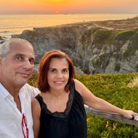 Ana and João's charming beach house located in the historic center...