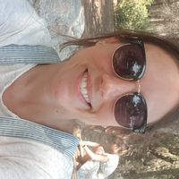 Maison lumineuse + jardin au coeur du village ✨