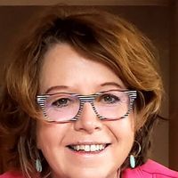 Maison en campagne avec piscine et spa proche de Besançon