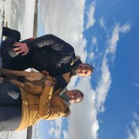 A 30 minutes de Waterton Lakes National Park. Une chambre chez nous, rien de luxueux mais pratique !