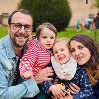 La maison familiale de Sophie, Mickaël, Ambre et Martin.