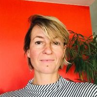 Le jardin suspendu sur les hauteurs de Marseille, avec vue mer, et la bonne mère en face.