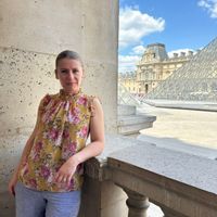 Spacious Luxury 5-Bedroom Home in Wasaga Beach (Area 1) – Ideal for Families, GuestPoints Welcome