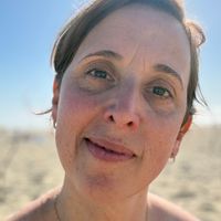 Bordeaux-Le Bouscat: Family Home with Large Outdoor Space (Pool & AC)