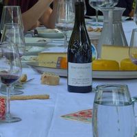 Havre de paix au cœur de la côte Chalonnaise dans grande propriété rénovée avec parc . Proche de Beaune Taizé Cluny