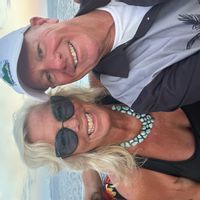 Jennifer and Douglass hus