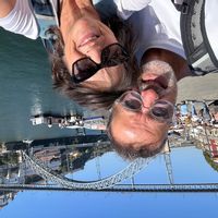 Nous l'appelons LogeMer style bord de mer c'est un sous-sol décoré avec goût