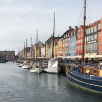 Apartment near Da'an Park.