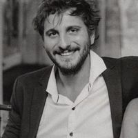 House with BBQ, Beach, City and Mountain. Workspace, plants, patio to Relax & inspire.