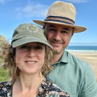 Studio with view onto the Eiffel Tower and the Seine - Paris 7th arr