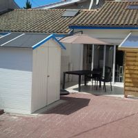 La petite maison sur le bassin