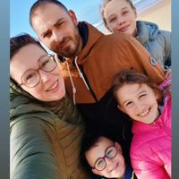 L'usine de Jess, Pierre et la tribu