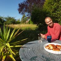 Maison lorraine et cerisier centenaire