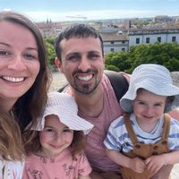 Maison en pierre avec jardin, au cœur d'un village viticole