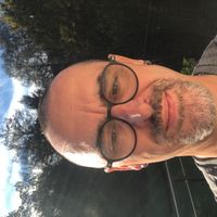 Charmante petite roulotte  à la campagne face à un étang