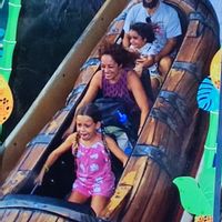 Piso de tres dormitorios en el centro de Sevilla, rodeado de naturaleza, donde poder descansar.