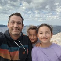 L'appartement de Ferdinand avec terrasse & vue dégagée sur la Rade de Toulon – Quartier Ortolan