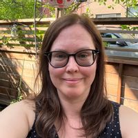 Vieux chalet qui a du charme mais qui a besoin de beaucoup d’amour!