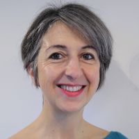 Chambre avec bureau dans grande maison de charme et calme