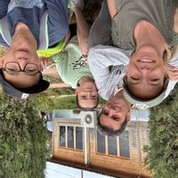 Albert, Irina, Pol i Bets hus