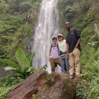 Charming village retreat  20 minutes escape to Arusha with waterfalls,lakes &local market