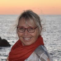 La chambre privée dans maison de charme et piscine d'Isabelle